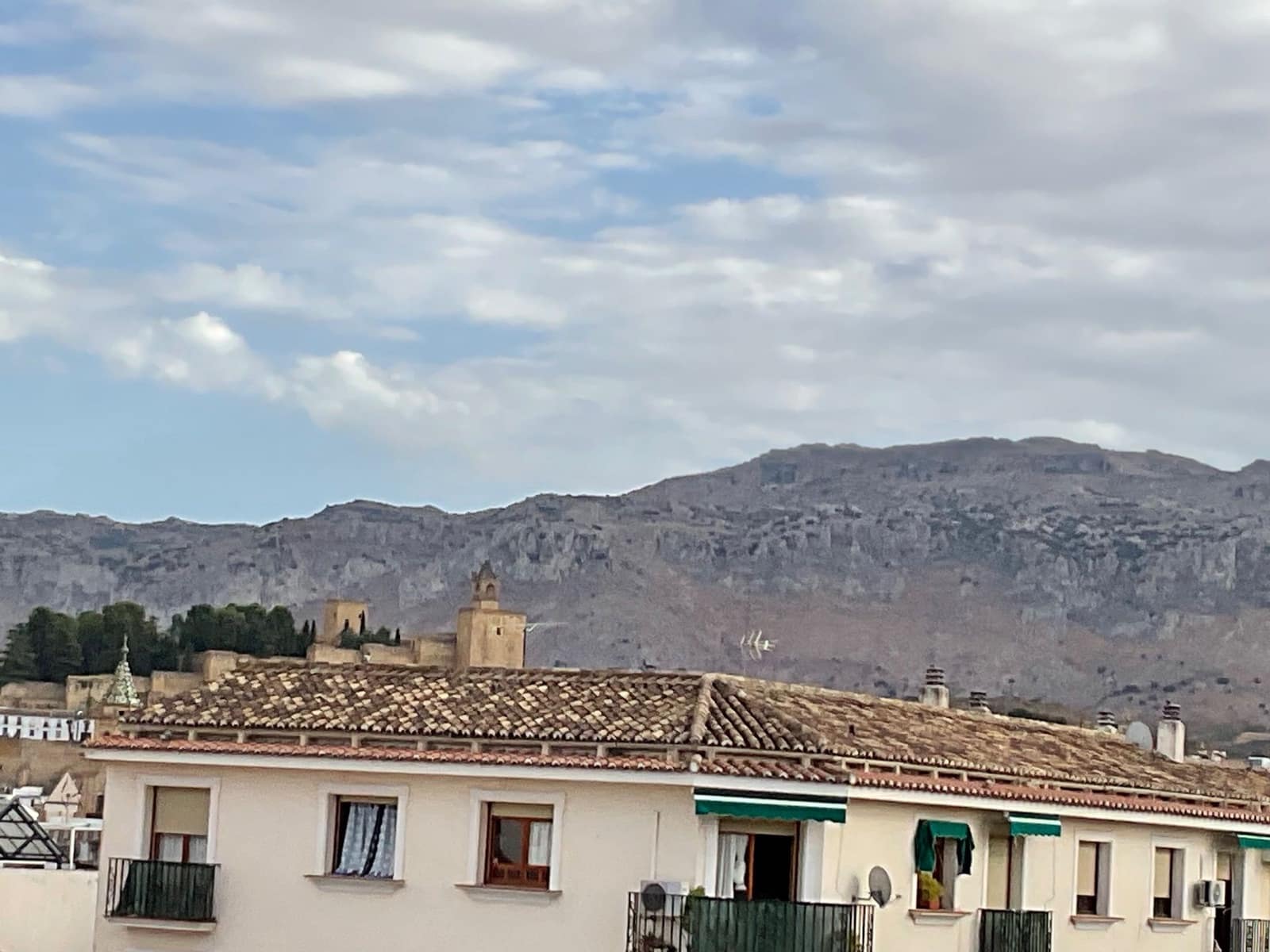 3 bedroom Villa for sale in Antequera with garage - € 440,000 (Ref: 9262159)