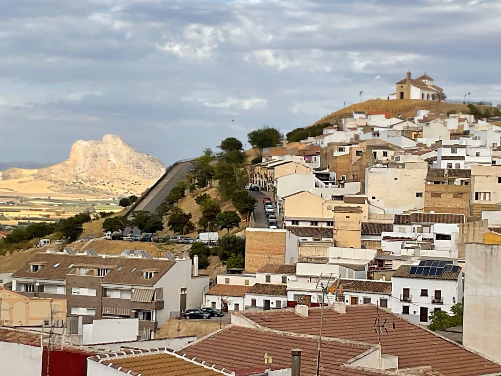 3 bedroom Villa for sale in Antequera with garage - € 440,000 (Ref: 9262159)