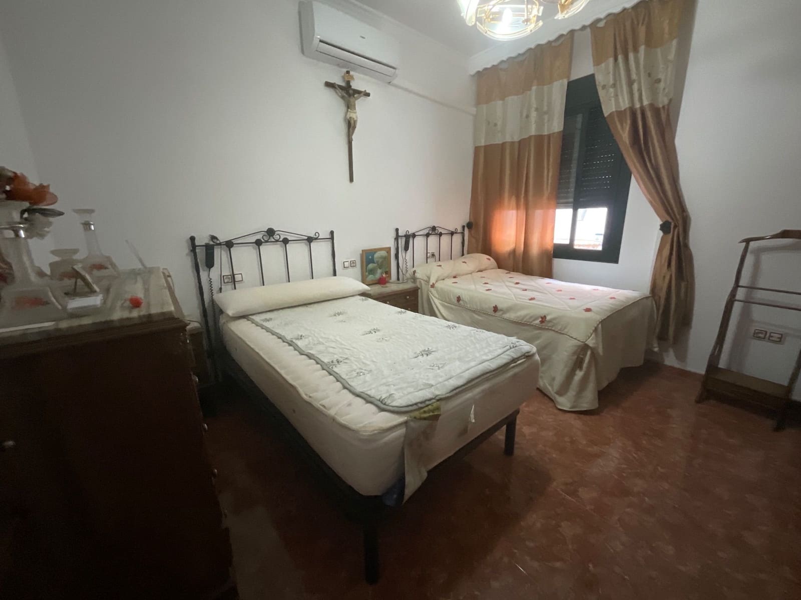 6 soverom Villa til salgs i Campillos med svømmebasseng garasje - € 270 000 (Ref: 9358839)