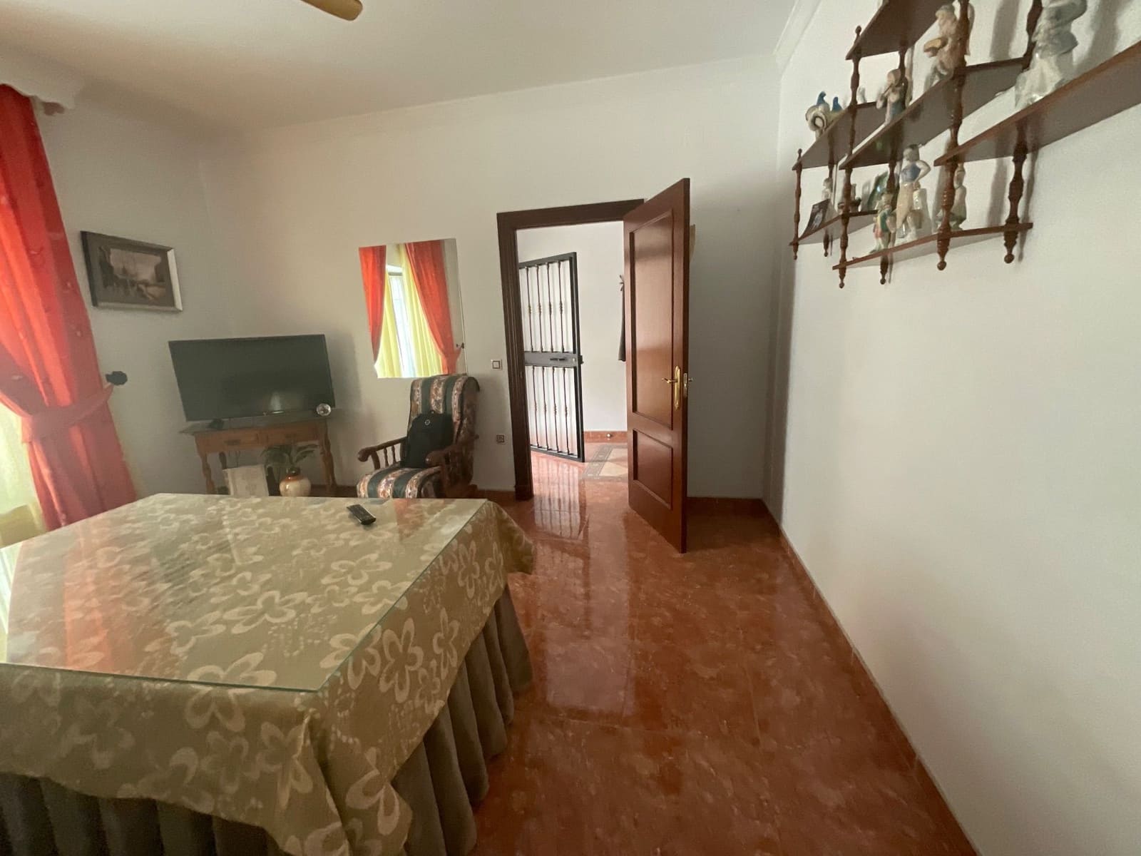 6 soverom Villa til salgs i Campillos med svømmebasseng garasje - € 270 000 (Ref: 9358839)