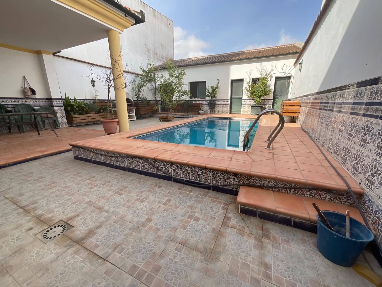 6 soverom Villa til salgs i Campillos med svømmebasseng garasje - € 270 000 (Ref: 9358839)