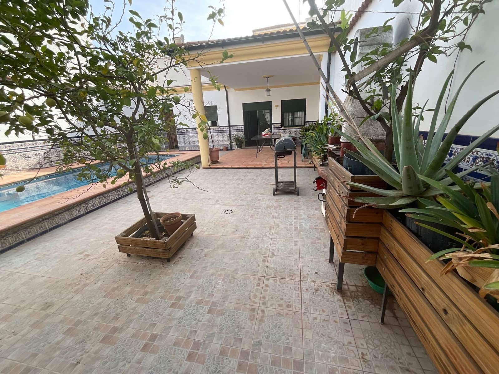 6 soverom Villa til salgs i Campillos med svømmebasseng garasje - € 270 000 (Ref: 9358839)