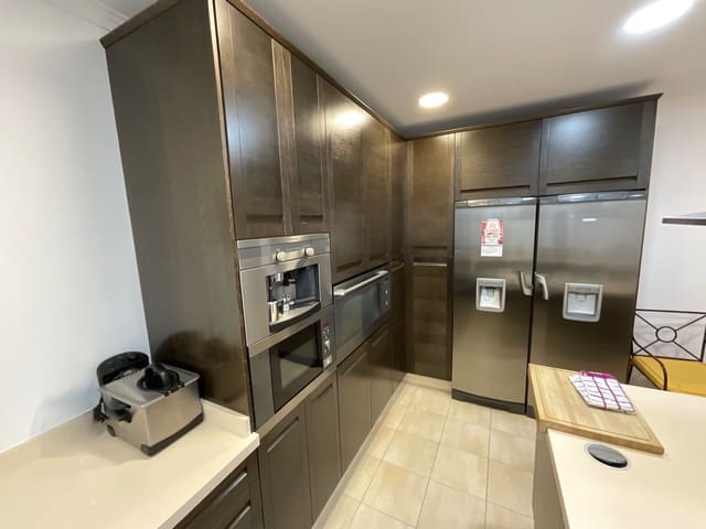 6 soveværelse Villa til salg i Antequera med garage - € 499.000 (Ref: 9361888)