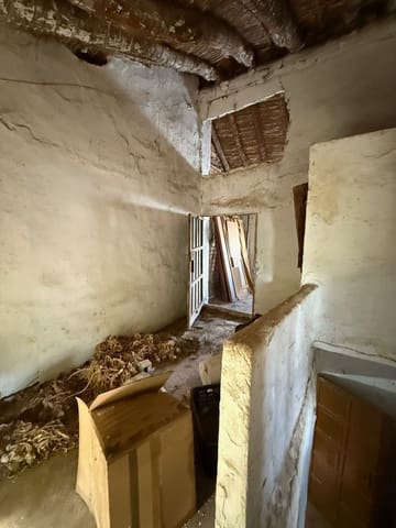 Finca/Landehus til salg i Antequera - € 159.000 (Ref: 9361889)