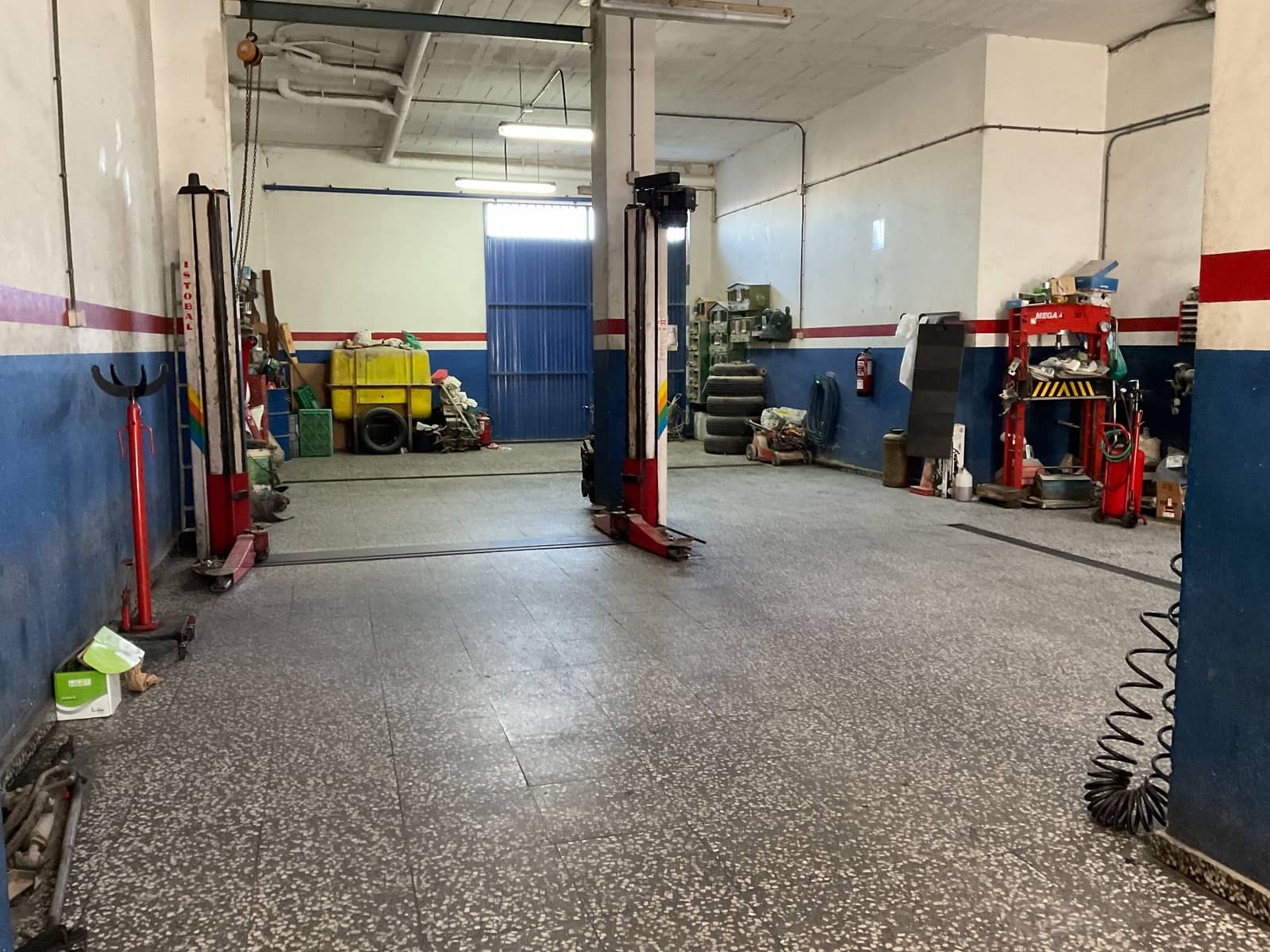 Erhverv til salg i Antequera - € 190.000 (Ref: 9406194)