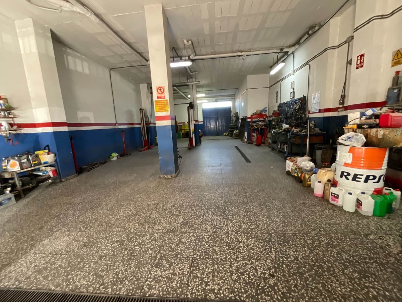 Erhverv til salg i Antequera - € 190.000 (Ref: 9406194)