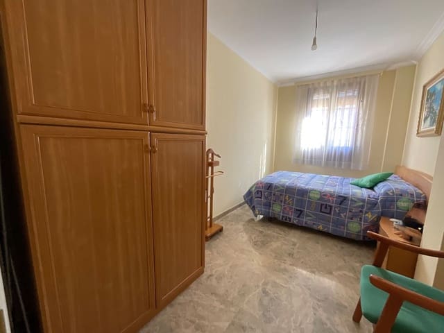 3 soveværelse Lejlighed til salg i Antequera med garage - € 256.000 (Ref: 9418881)