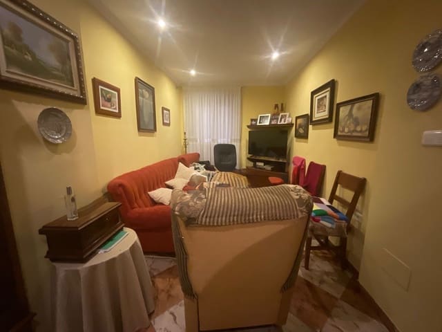 Chalet de 6 habitaciones en Antequera en venta - 295.000 € (Ref: 9455817)