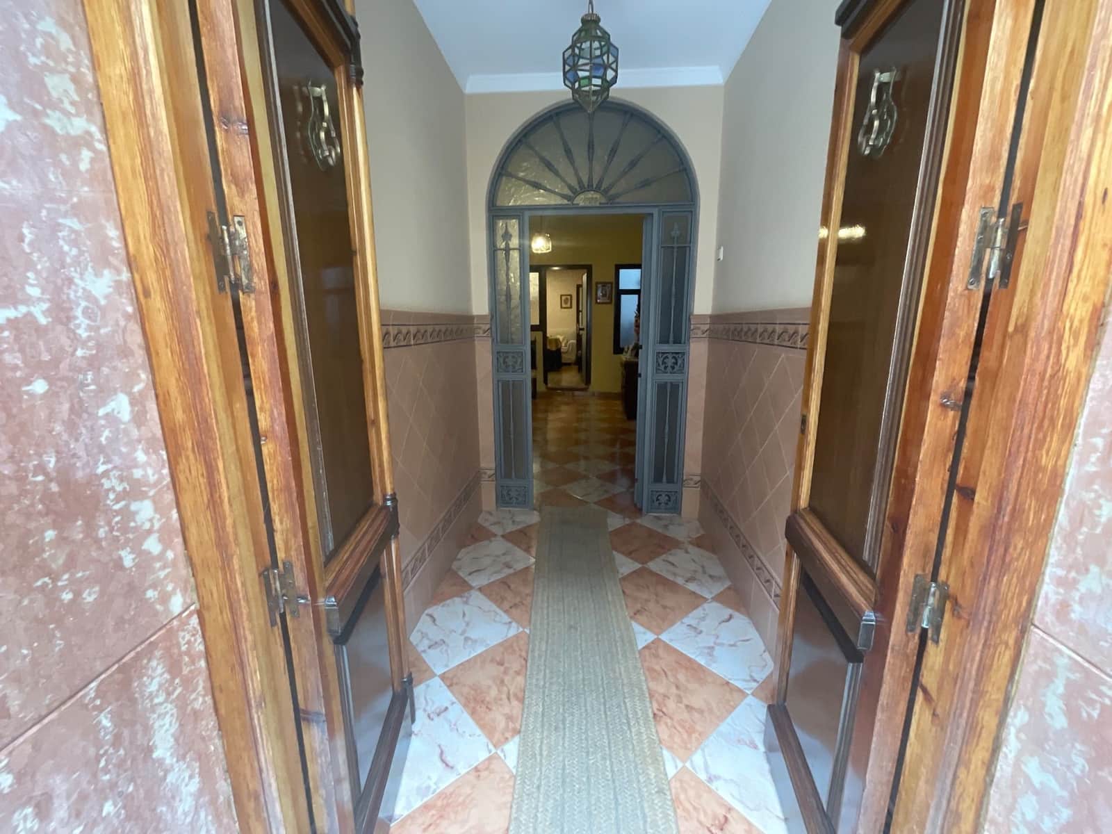 Chalet de 6 habitaciones en Antequera en venta - 295.000 € (Ref: 9455817)