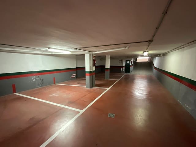 Garage à vendre à Antequera - 24 000 € (Ref: 9465142)