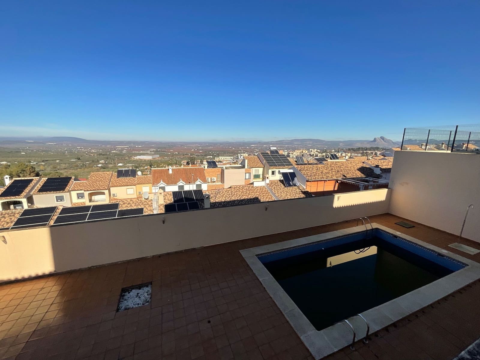 5 soverom Villa til salgs i Antequera med svømmebasseng garasje - € 420 000 (Ref: 9518412)