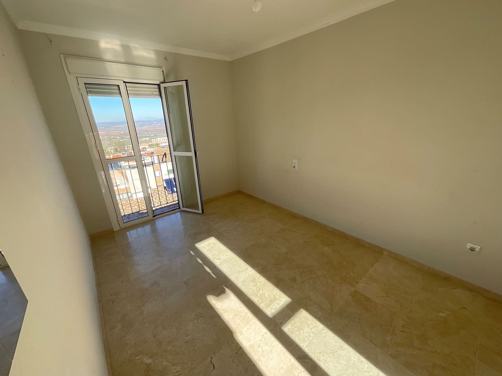 5 soverom Villa til salgs i Antequera med svømmebasseng garasje - € 420 000 (Ref: 9518412)