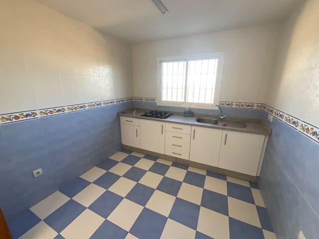 5 soverom Villa til salgs i Antequera med svømmebasseng garasje - € 420 000 (Ref: 9518412)