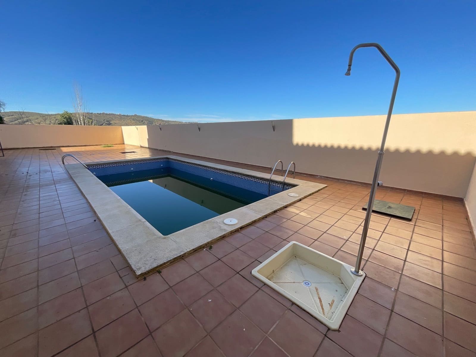 5 soverom Villa til salgs i Antequera med svømmebasseng garasje - € 420 000 (Ref: 9518412)