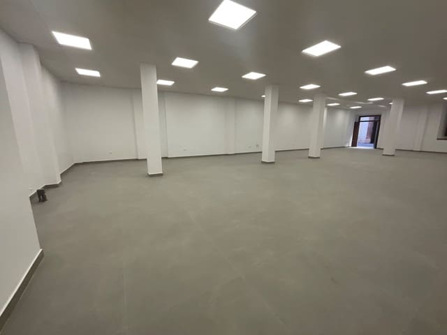 Gewerbe zu vermieten in Antequera - 1.900 € (Ref: 9647649)