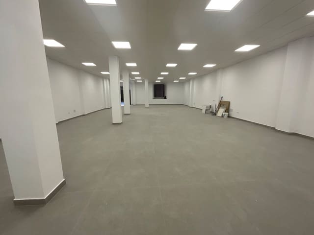 Gewerbe zu vermieten in Antequera - 1.900 € (Ref: 9647649)