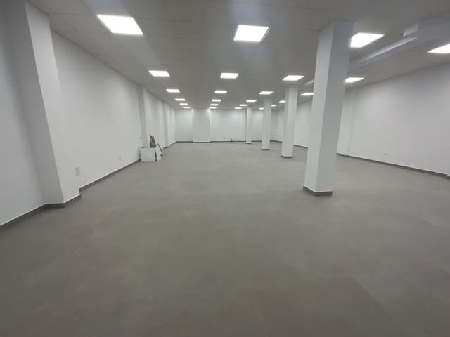 Gewerbe zu vermieten in Antequera - 1.900 € (Ref: 9647649)