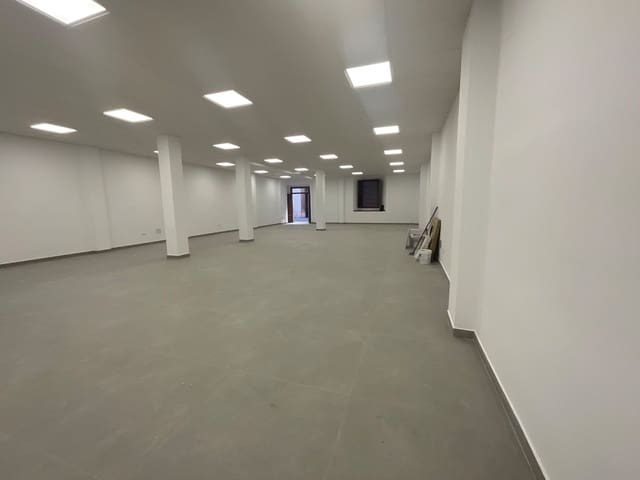 Gewerbe zu vermieten in Antequera - 1.900 € (Ref: 9647649)