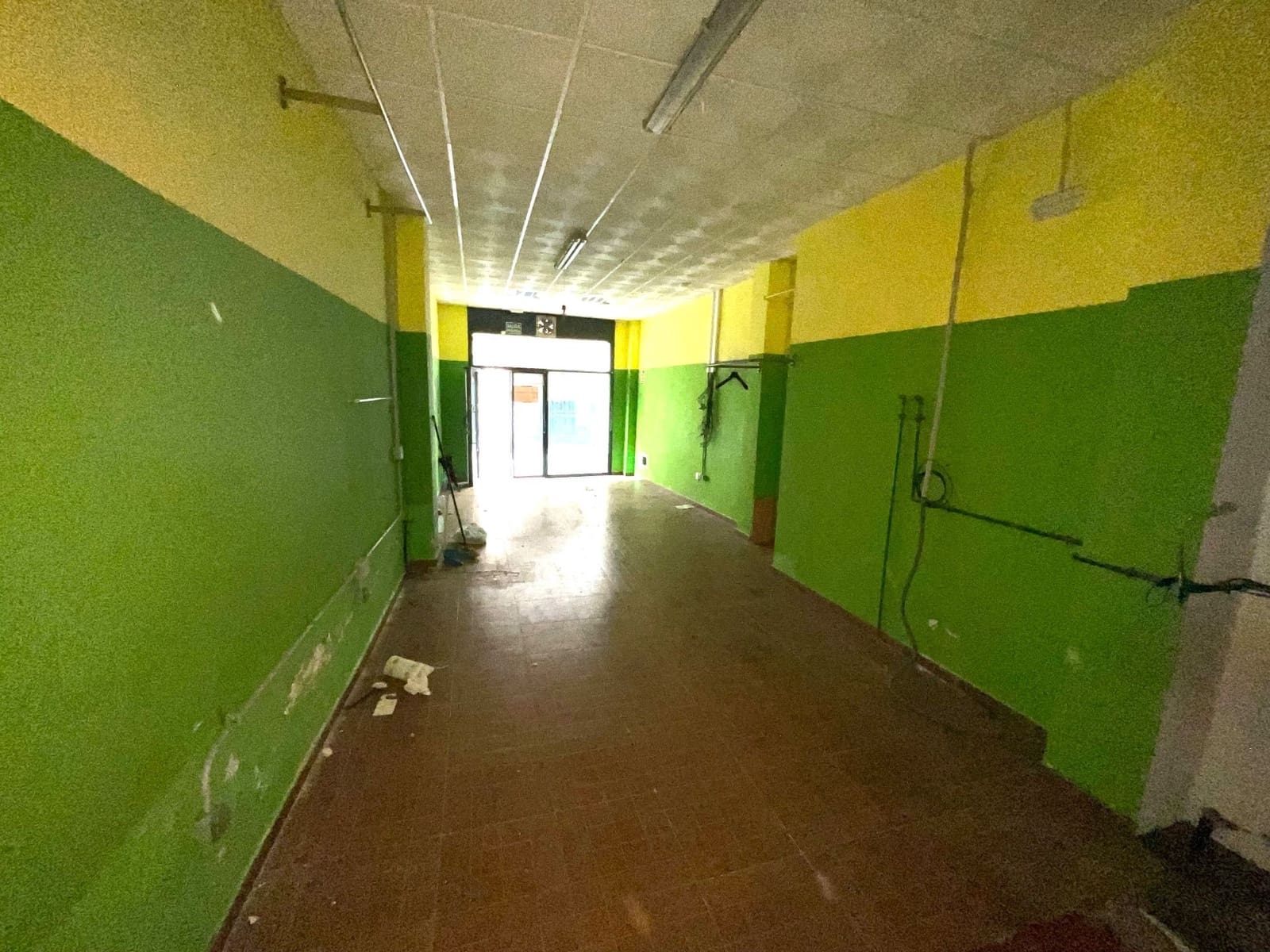 Kaupallinen myytävänä paikassa Antequera - 107 000 € (Ref: 9658265)