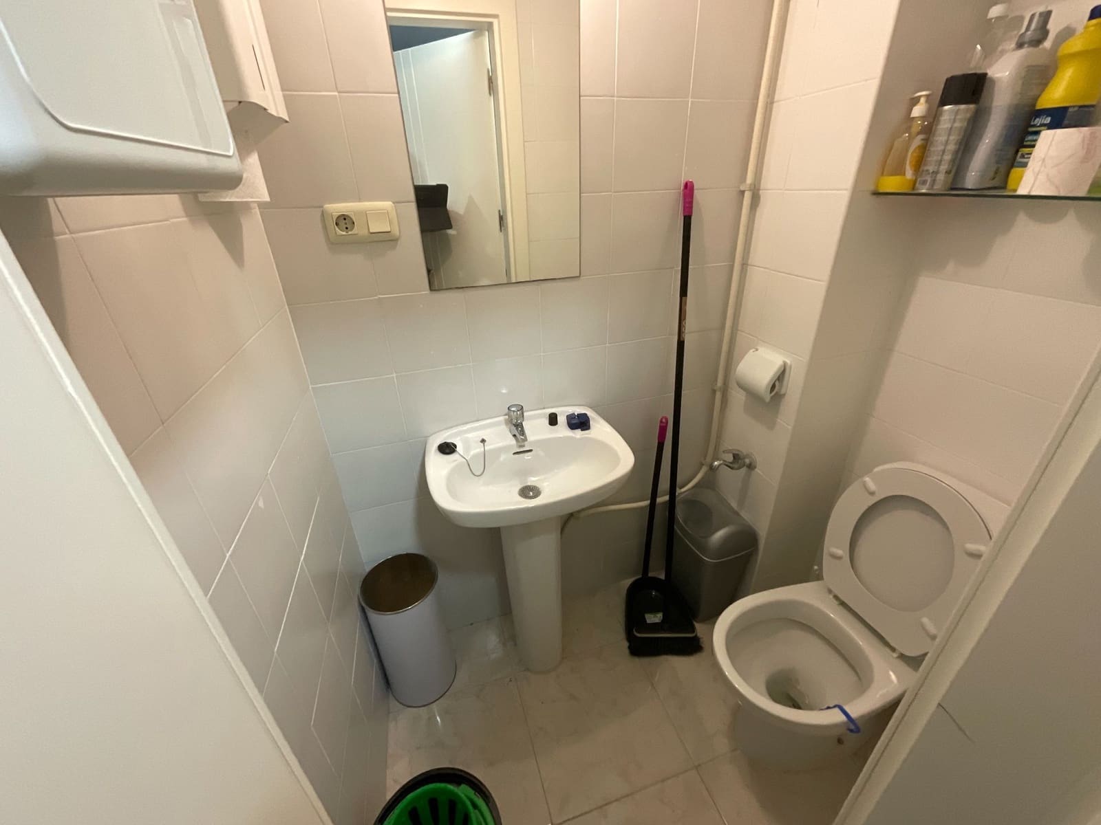 Garage til salg i Antequera - € 40.000 (Ref: 9658266)