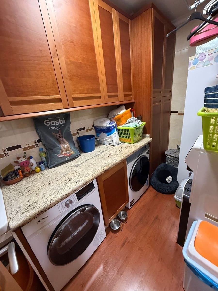 3 bedroom Flat for sale in Antequera - € 239,000 (Ref: 9694650)