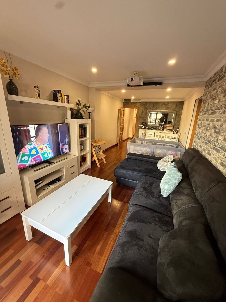 3 bedroom Flat for sale in Antequera - € 239,000 (Ref: 9694650)