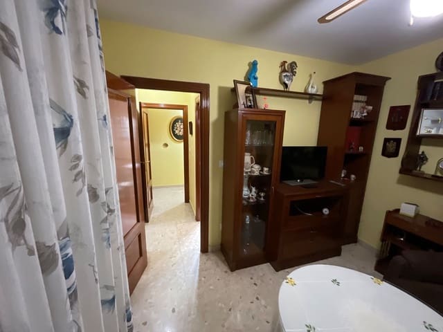 4 soveværelse Lejlighed til salg i Antequera - € 217.000 (Ref: 9711047)