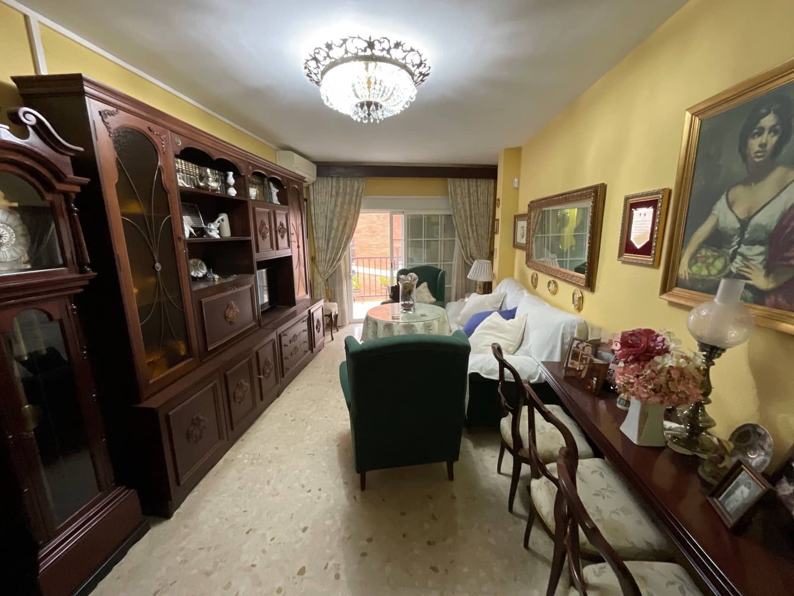 4 bedroom Flat for sale in Antequera - € 217,000 (Ref: 9711047)