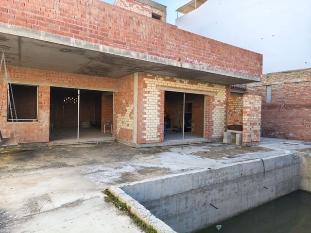 6 quarto Moradia para venda em Antequera com piscina garagem - 435 000 € (Ref: 9790210)