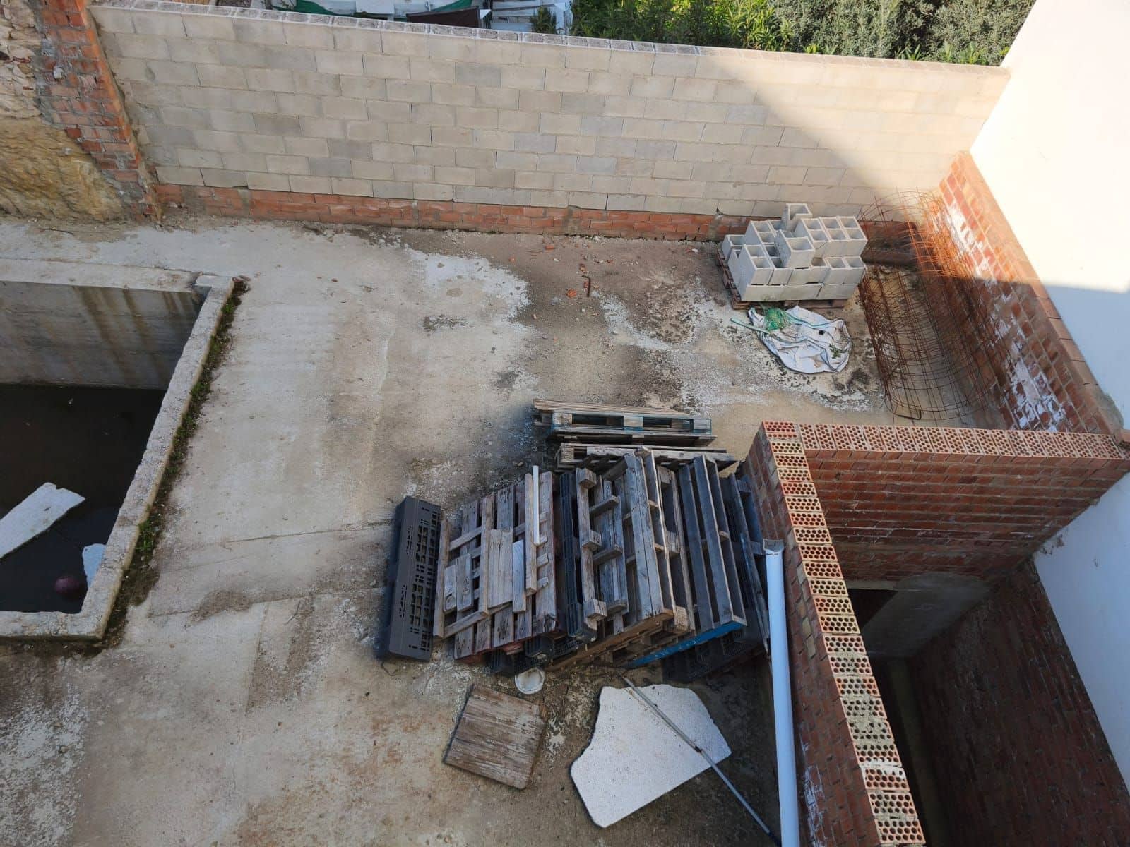 6 bedroom Villa for sale in Antequera with pool garage - € 435,000 (Ref: 9790210)