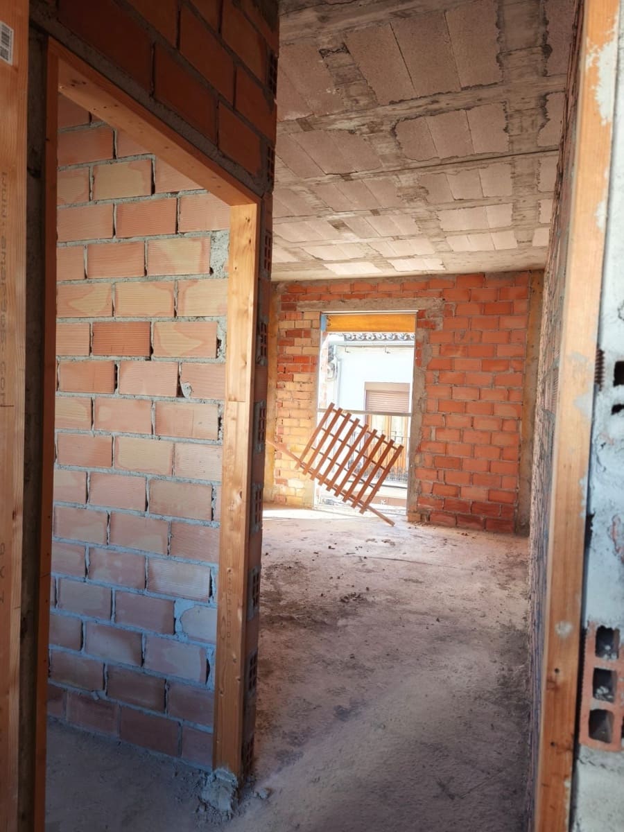 6 bedroom Villa for sale in Antequera with pool garage - € 435,000 (Ref: 9790210)