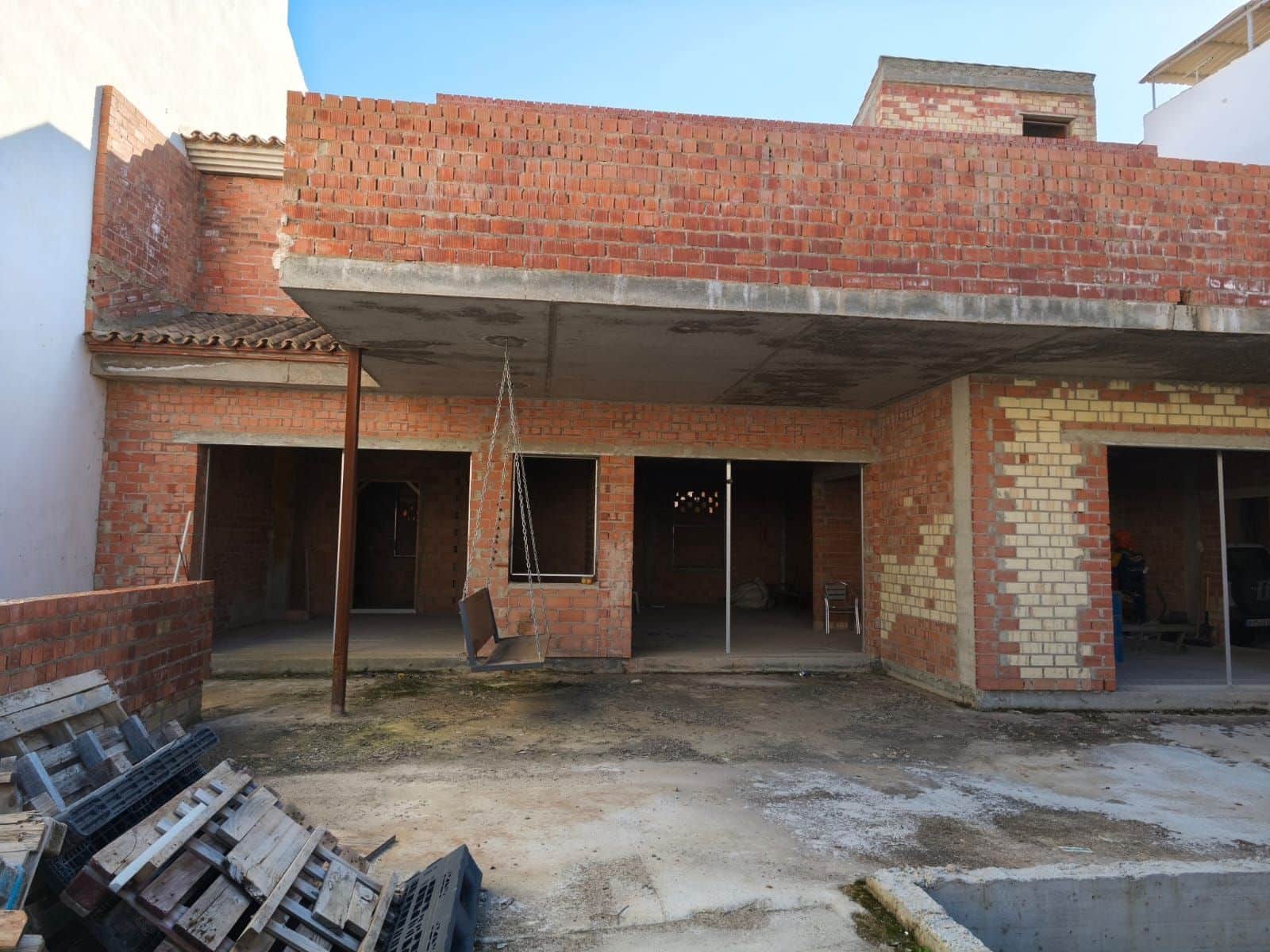 6 bedroom Villa for sale in Antequera with pool garage - € 435,000 (Ref: 9790210)