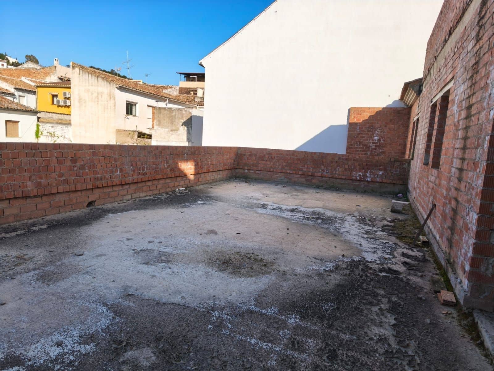 6 bedroom Villa for sale in Antequera with pool garage - € 435,000 (Ref: 9790210)