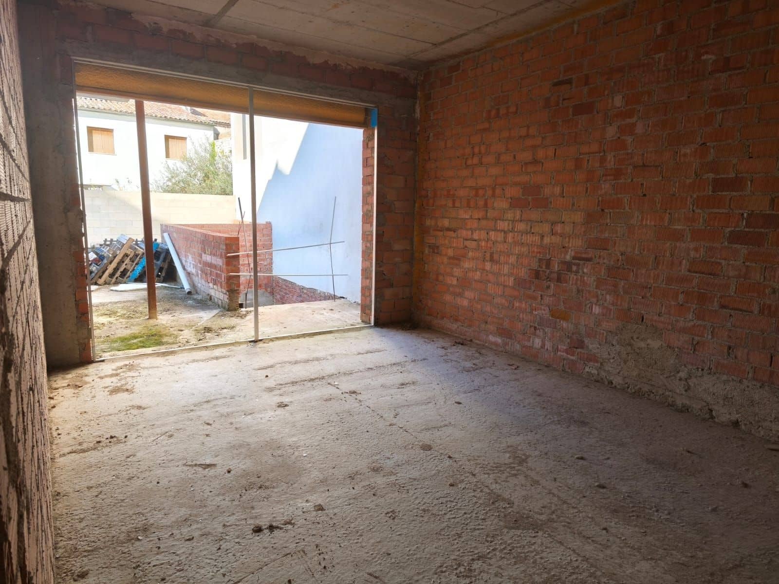 6 bedroom Villa for sale in Antequera with pool garage - € 435,000 (Ref: 9790210)