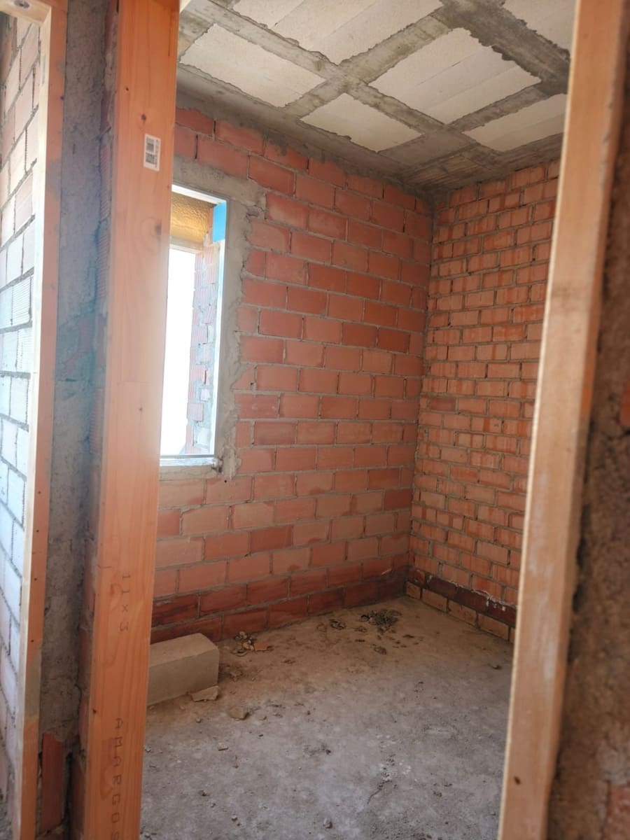 6 bedroom Villa for sale in Antequera with pool garage - € 435,000 (Ref: 9790210)