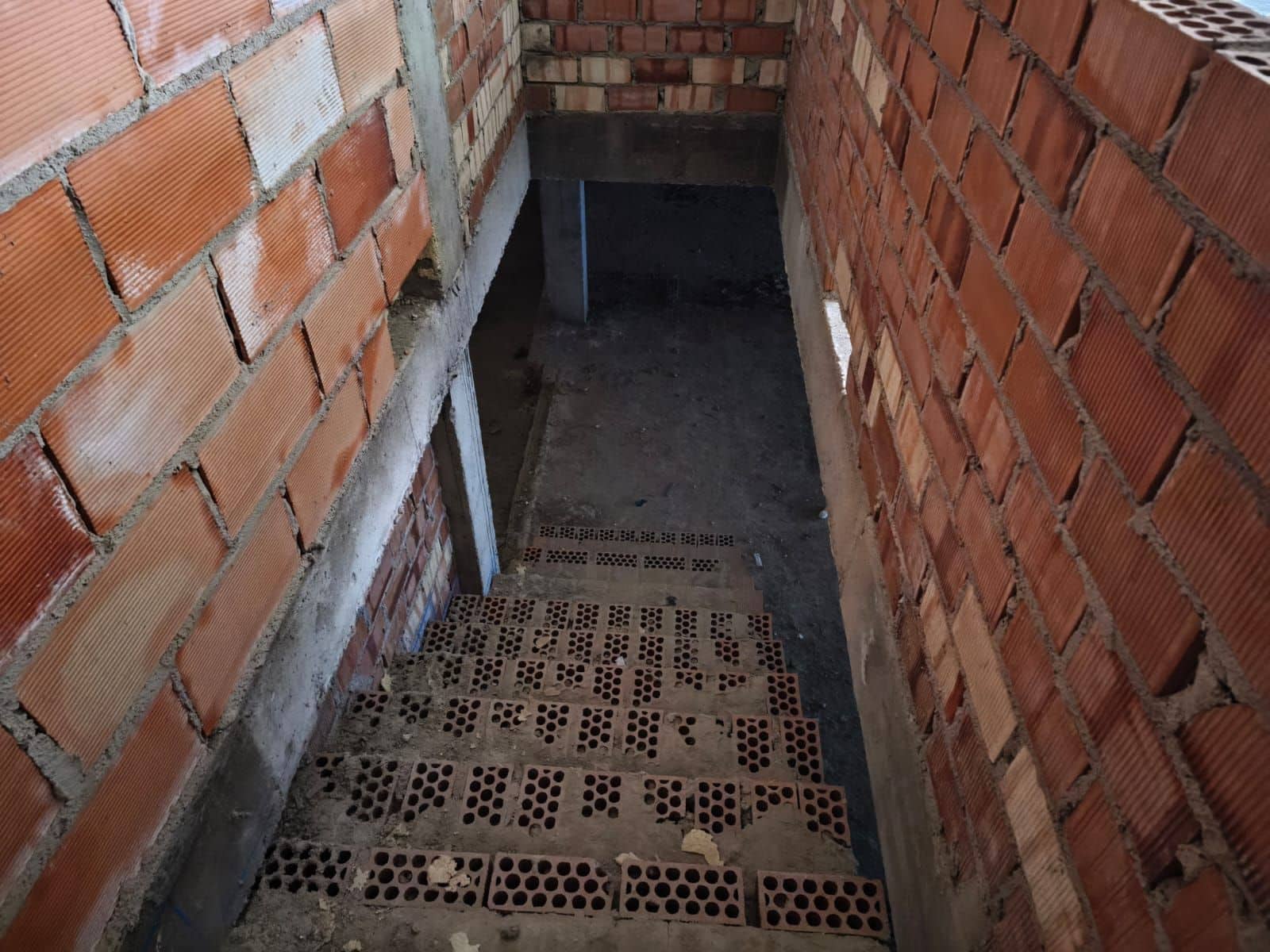 6 bedroom Villa for sale in Antequera with pool garage - € 435,000 (Ref: 9790210)