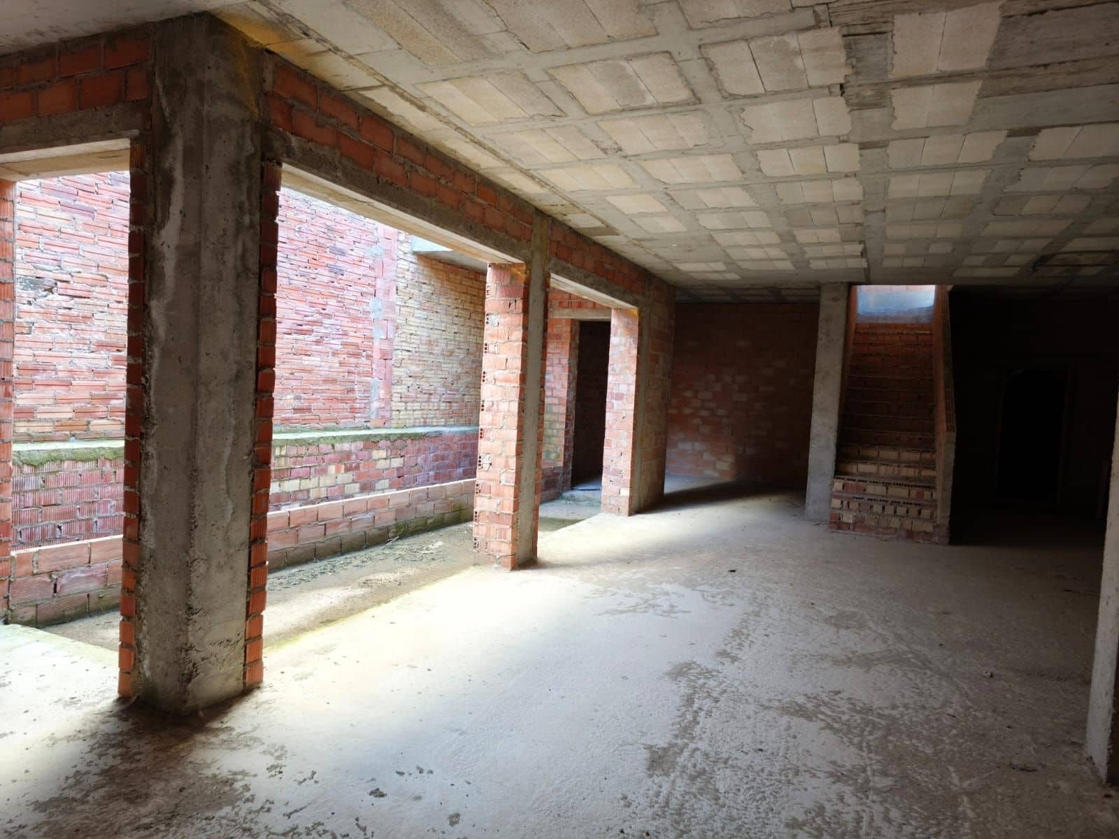 6 bedroom Villa for sale in Antequera with pool garage - € 435,000 (Ref: 9790210)