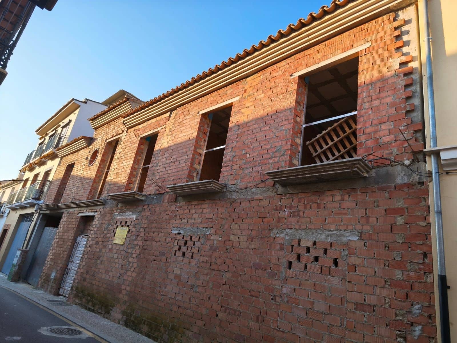 6 bedroom Villa for sale in Antequera with pool garage - € 435,000 (Ref: 9790210)