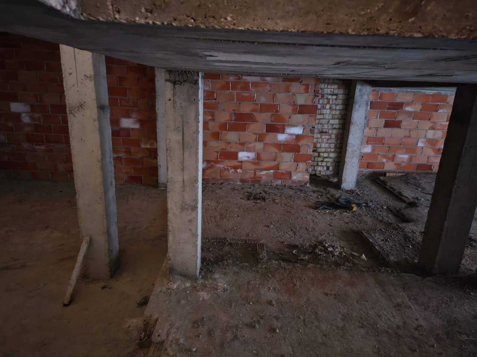 6 bedroom Villa for sale in Antequera with pool garage - € 435,000 (Ref: 9790210)