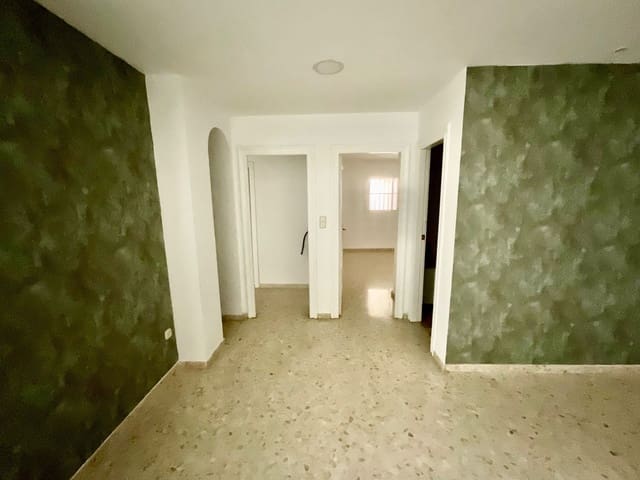 Komercyjne do wynajęcia w Antequera - 450 € (Ref: 9821974)
