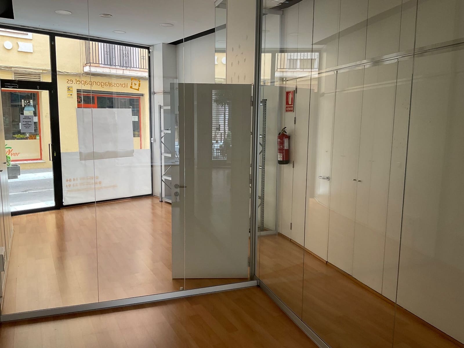 Erhverv til leje i Antequera - € 1.250 (Ref: 9964626)