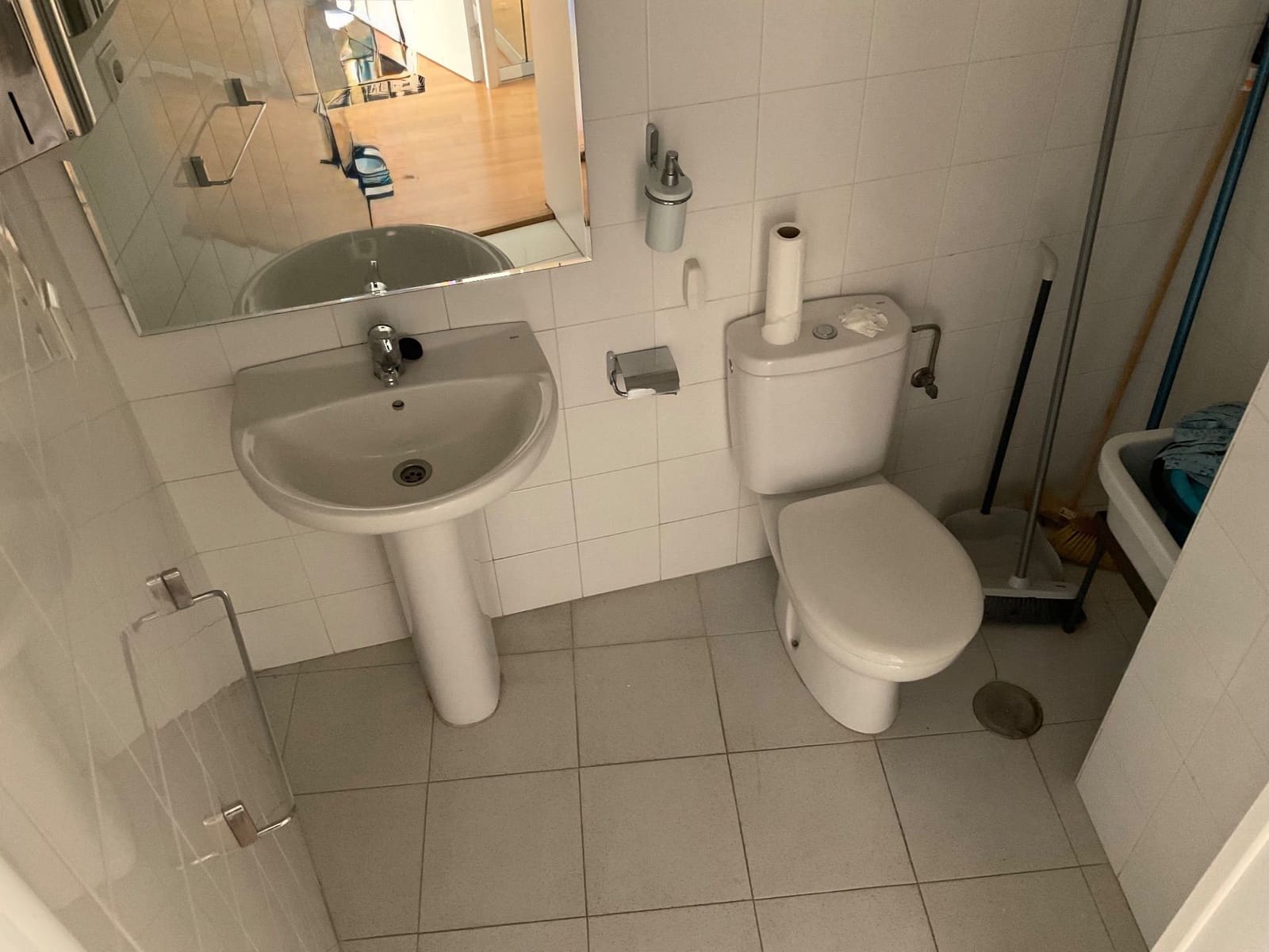 Erhverv til leje i Antequera - € 1.250 (Ref: 9964626)