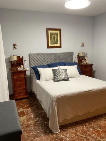Piso de 3 habitaciones en Antequera en venta - 261.100 € (Ref: 9981789)