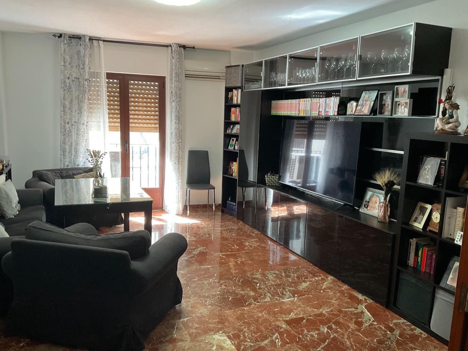 Piso de 3 habitaciones en Antequera en venta - 261.100 € (Ref: 9981789)