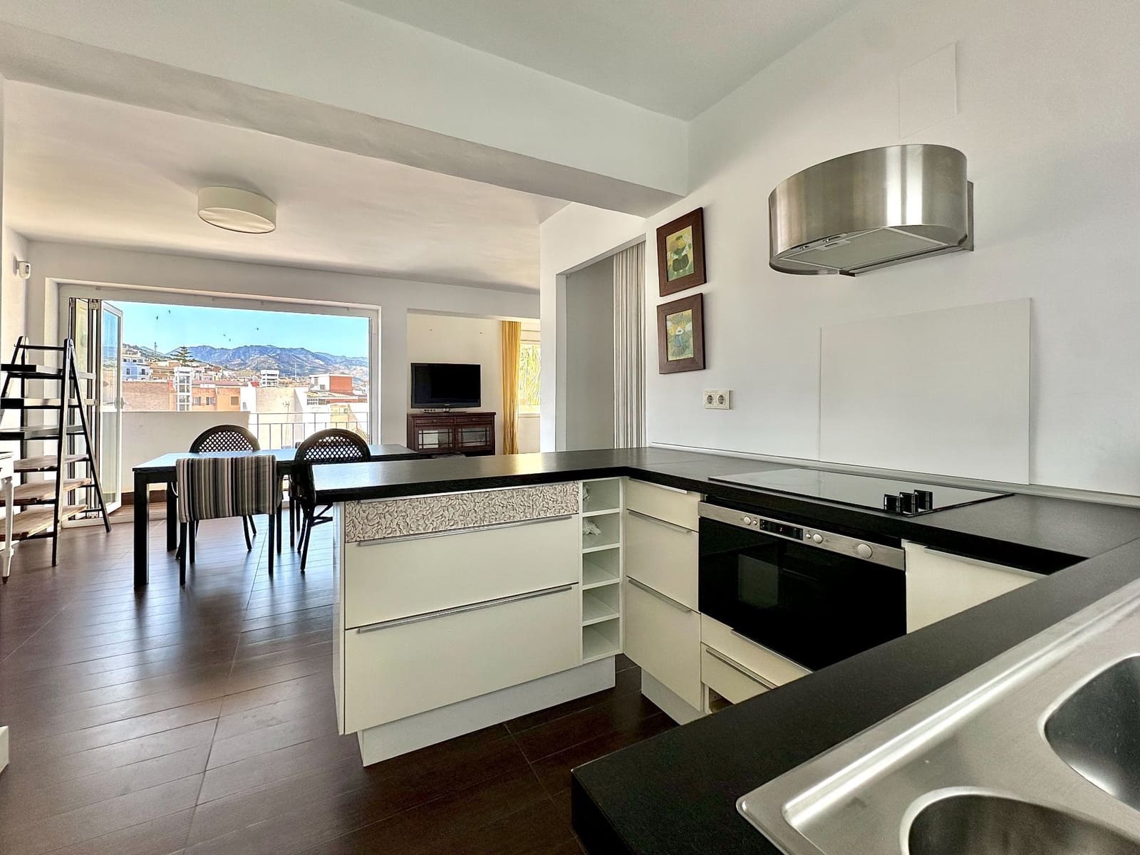 3 bedroom Apartment for sale in Almunecar - € 340,000 (Ref: 10007150)