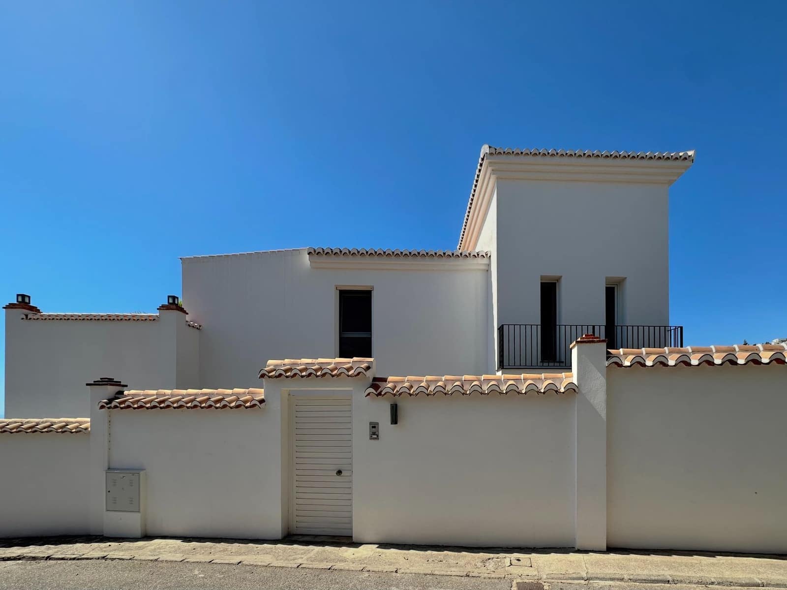 4 soveværelse Villa til salg i Salobrena med swimmingpool garage - € 849.000 (Ref: 10132387)