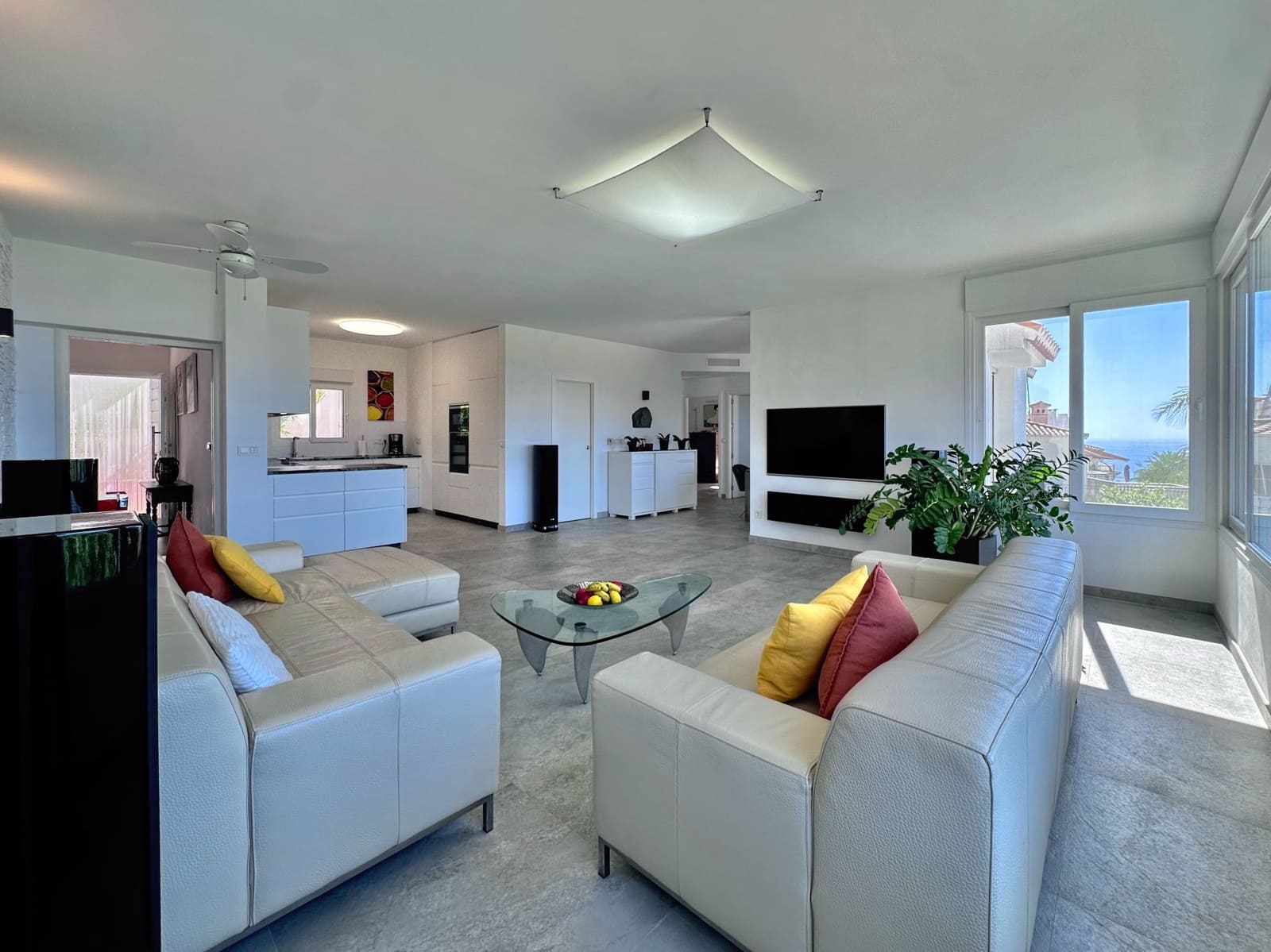 4 soveværelse Villa til salg i Salobrena med swimmingpool garage - € 849.000 (Ref: 10132387)