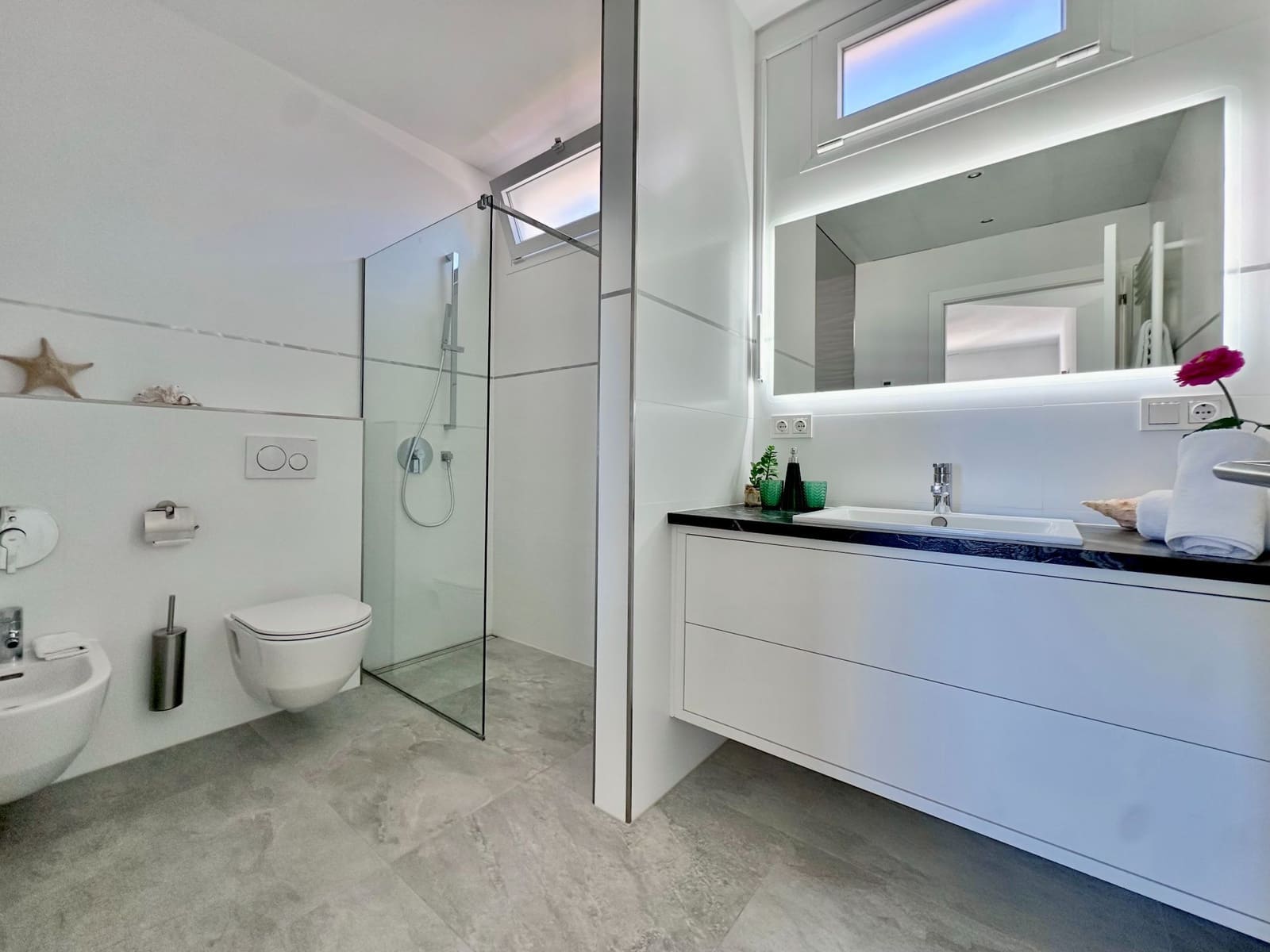 4 soveværelse Villa til salg i Salobrena med swimmingpool garage - € 849.000 (Ref: 10132387)