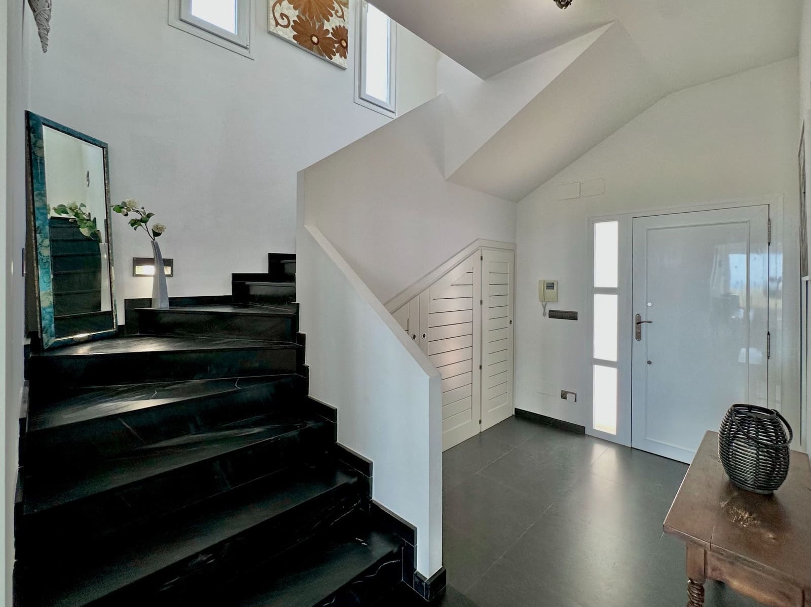 4 soveværelse Villa til salg i Salobrena med swimmingpool garage - € 849.000 (Ref: 10132387)