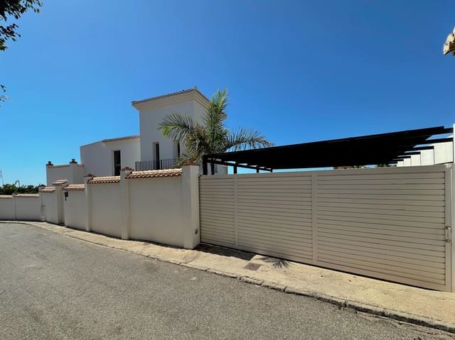 4 soveværelse Villa til salg i Salobreña med swimmingpool garage - € 849.000 (Ref: 10132387)